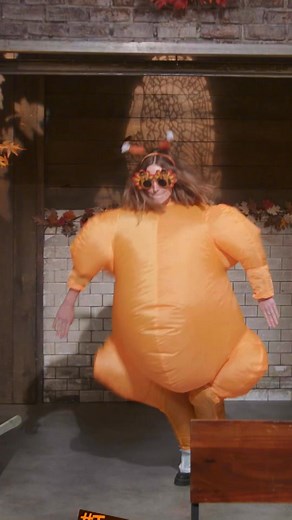 It’s Time to Stuff Yourself With an All New Beat Bobby Flay Holiday Throwdow Tonight at 8|7c | Food Network