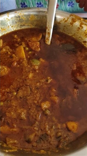 “Traditional Gujarati Food – Taste That Feels Like Home 🍽️❤️”