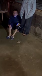 Xôn xao video thanh niên bị lua 69 triệu app làm nhiệm vụ. Nhưng vẫn bênh vực bên lua: "Không lừ đâu, lỗi tại cháu mà..." Xin thêm họ hàng 100 triệu nữa để nạp thêm 😔 #Tiin #Tiinvn #PL | Tiin.vn