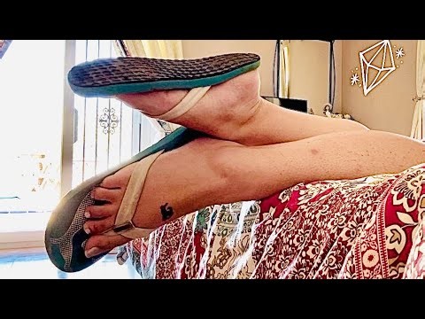 Foot Watch 👀 relaxing with flip flops on