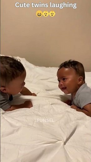 Cute Baby Twins Laughing 👶👶😂❤️
