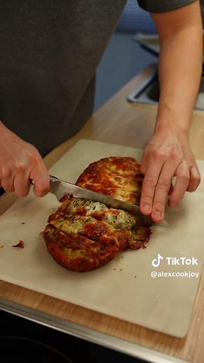 Cheesy Roasted Garlic Bread Recipe