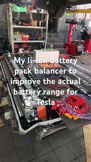 Li-ion battery pack balancer in action for Tesla battery #lithiumiron
