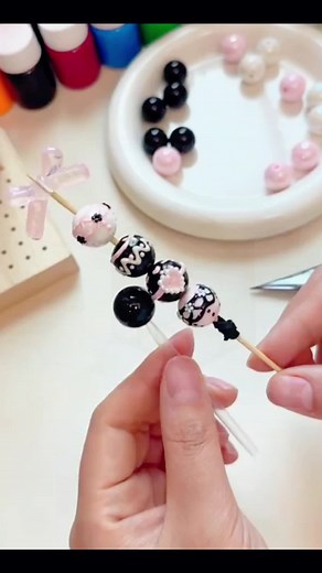 Hand-Painted Beads Tutorial: Step-by-Step Guide for DIY Crafting