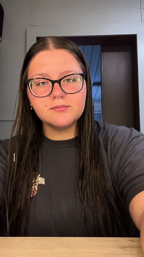 grwm after swimming and showering!!#swimming #shower #teamwork #teamworkmakesthedreamwork #skincare #grwmroutine #followme #ifb