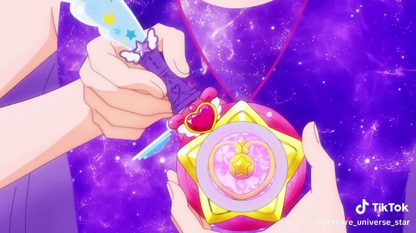 キュアセレーネの美しい変身シーン