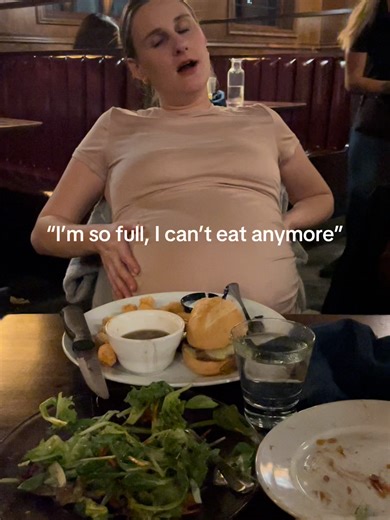 ✨Pregnant, powerful & proud ✨ This is your reminder that motherhood doesn’t mean losing yourself—it means becoming even stronger. 💪 Whether you're in your first trimester or nearing the finish line, you belong in the wellness space. 💕 We’re here to help you feel confident, supported, and FIT—physically and mentally. 🧘‍♀️🤰 Follow us for workouts, nutrition tips, and daily encouragement tailored to you 💫 #PregnantAndStrong #FitMomJourney #HealthyPregnancy #MomToBeLife