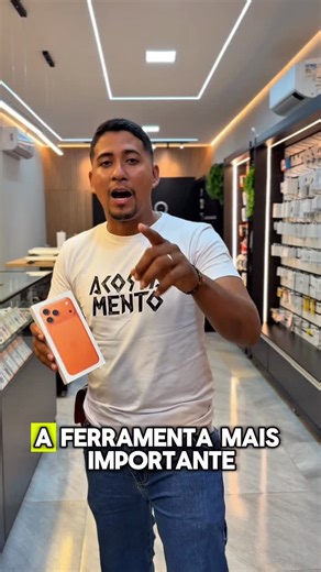 Oficina do celular on Instagram: "“Tecnologia que gera oportunidades você encontra aqui, na Oficina do Celular!! Parabéns, @ronimsousas2, pela nova máquina de trabalho: iPhone 17 Pro Max!” . . . .#viral #fy #iphone17promax"