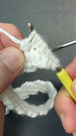 cute crochet pattern to do when bored. #shorts #short #viral #youtubeshorts #crochet #knitting