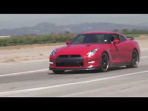 2014 Nissan GT-R Review | AutoMotoTV