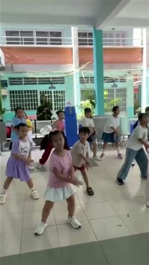 Bingo dance 1