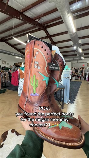 Discover the Perfect Boots for Megan Moroney Concerts
