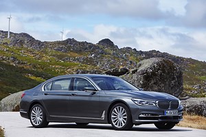 Tech Mashup: BMW 7 Series vs Audi A8 vs Mercedes S Class
