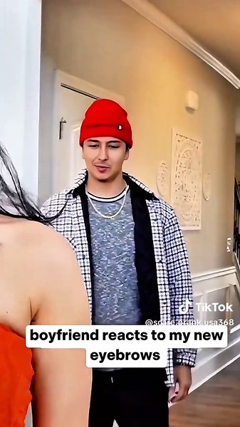 Hilarious Scare Prank Reactions from Couples