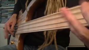 358K views · 6.5K reactions | Lobster claw slap!! Remco's Groove Lab rocking his fretless Cortex Bass . ⠀⠀⠀⠀⠀⠀⠀⠀⠀ #repost | ScottsBassLessons.com | Facebook