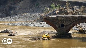 Germany battles deadly floods