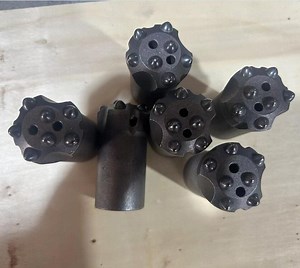 [Hot Item] 30mm 32mm 34mm 36mm 38mm Button Bits Taper Bits Rock Bits
