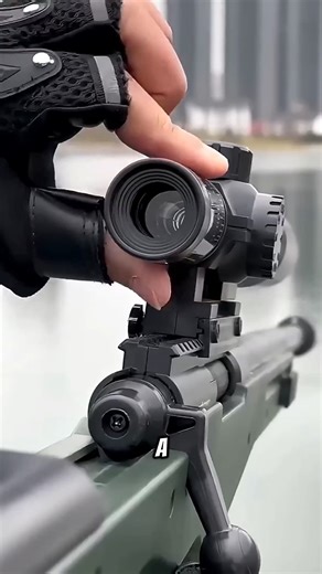 How Real Snipers Aim Without Any Gadgets