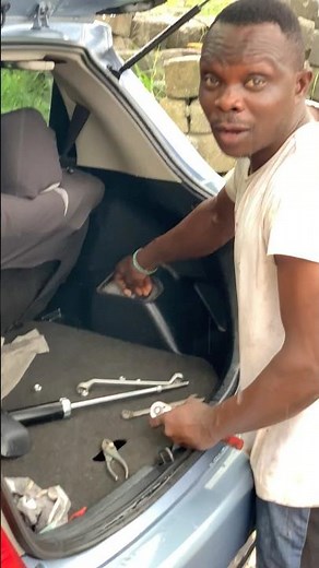 Rear Struts Replacement #ericautocenter #automobile