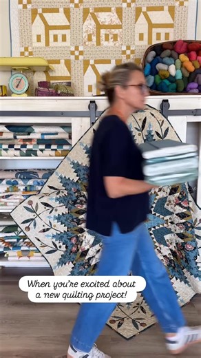 Edyta Sitar on Instagram: "So excited to begin my 2026 quilting project! 🪡✨ #QuiltingJourney #NewProject #CreativeTime #LearningSomethingNew"