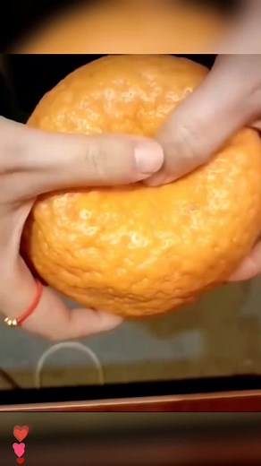 Peeling an Orange: A Juicy Inside Look