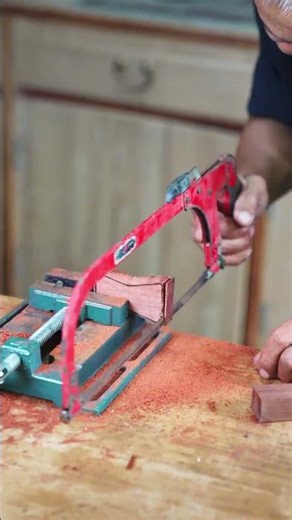 How to join broken wooden boards? Chinese mortise and tenon technique