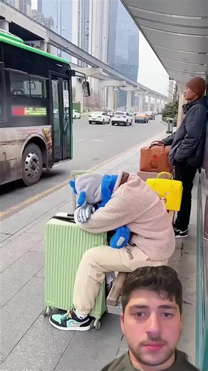 Beautiful Yellow Box Unveiling