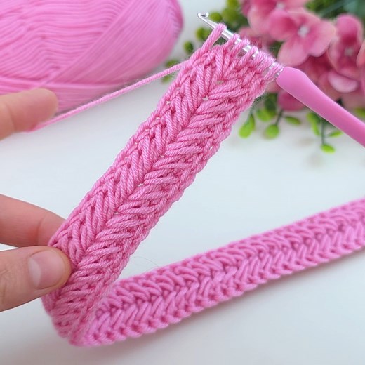 8.2K views · 104 reactions | Super Easy and Beautiful Crochet Bandana Tutorial for Beginners ✨ #crochet #knitting | Alya crochet | Facebook