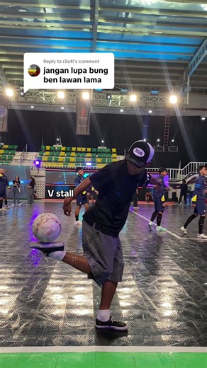 Mastering Freestyle Football Techniques: Dragon Stall & V Stall