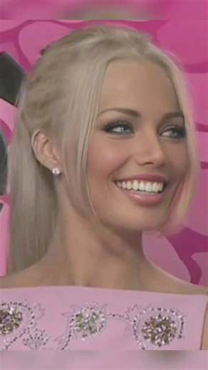 2.2M views · 10K reactions | #PamelaBardot #LadyPam #Supermodel #Model #actress #interview #iconic #celebrity #VIP #promipool #bombshell #Hollywoodstars #film#Hollywoodlife #parati #trend #xyzba #fyp #goviral #viralvideo | Lady Pam | Facebook