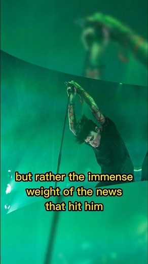 Music legend Gary Numan breaks down on stage after receiving 'worst news ever' #english #musician