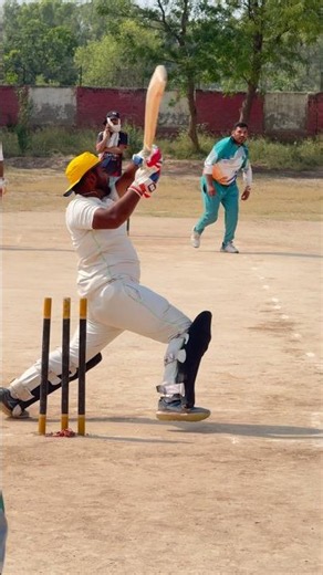Awesome Placement #cricket #hardballmatch #cricketbatting #hardballbatting
