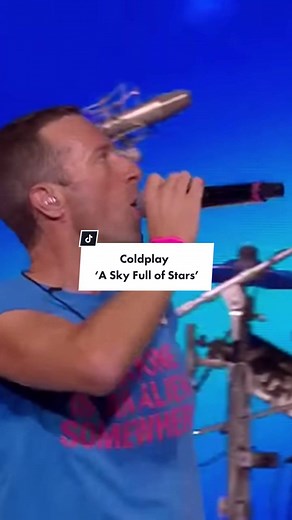 Coldplay Live Performance at Capital's Jingle Bell Ball 2022