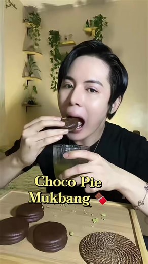 First Time Choco Pie Green Tea Mukbang