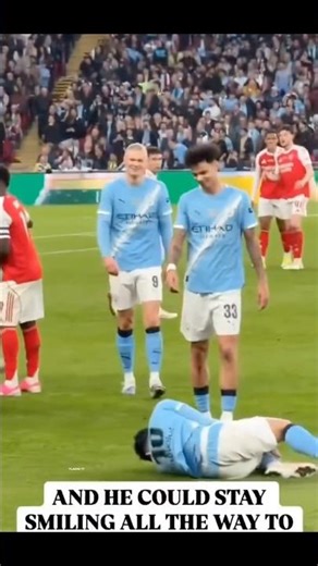 Haaland Reaction Says Everything On Rayan Cherki Foul 🤣🤣