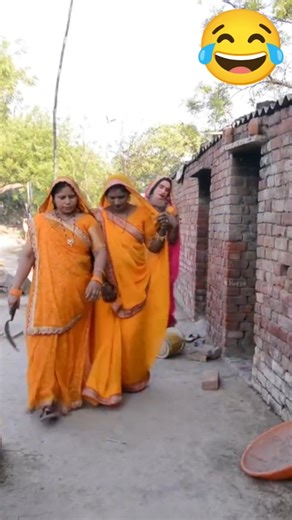 नखरेबाज पड़ोसन😂#अवधी# #trending#funny#comedy#viral#shortfeed#rolijaunpuriya😂