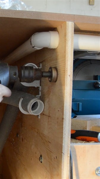Crafting a Workstation Dust Collector | Woodwork Junkie
