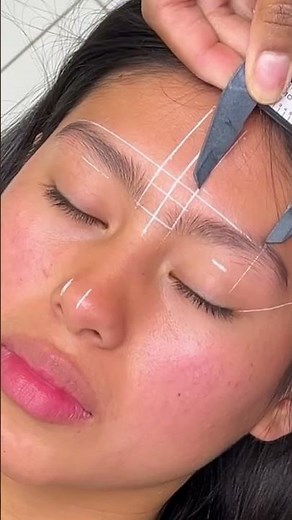 🤔 ¿Cómo hacer visagismo de cejas como una profesional?