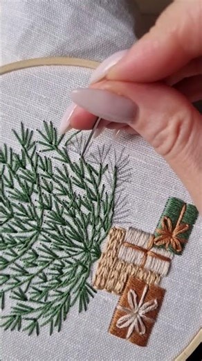 Christmas Tree Embroidery 🎄 | Cozy Holiday Stitching #embroidery #tutorial #diy #christmas #handmade