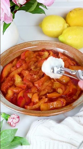 Grandma's Southern Peach Cobbler / Old Fashioned Peach Cobbler #summerrecipes #summerdessert