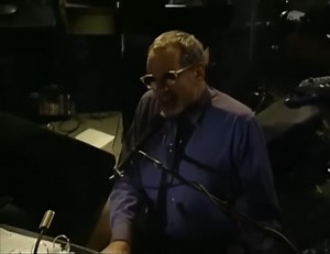 Steely Dan - Two Against Nature (Sony Studios NYC 2000) This is their fantastic concert in full with the interviews carefully edited out. As a big fan I bought this DVD when it was released and only recently got around to editing out the disruptive interviews. The sound has been carefully downmixed and crossfaded from the DTS multichannel to stereo for YouTube. Thank you Donald and Walter (any your amazing band) for doing what you do and making the world a much better place for millions of devot