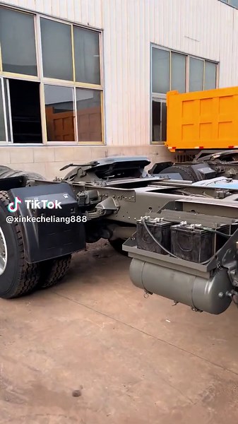 HOWO Rear Single-Axle Tractor Semi-trailer, for Export Only