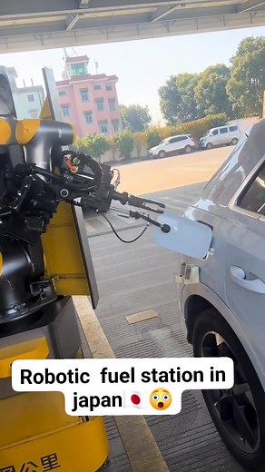 Robotic fuel station in japan🇯🇵 amazing ✨ #japan #fuelstation #robot #highlights #reelsviralシfb | Angel Lumansang Nacor