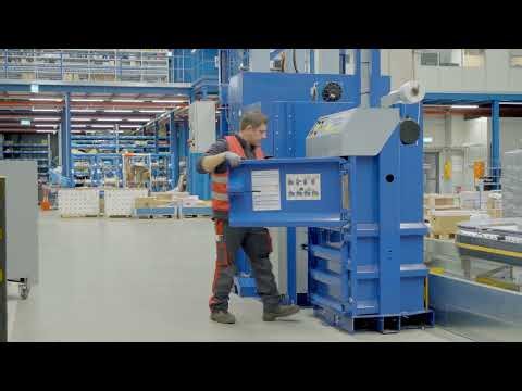 Strautmann's AutoLoadBaler Case Study - Röthlein Distribution Centre