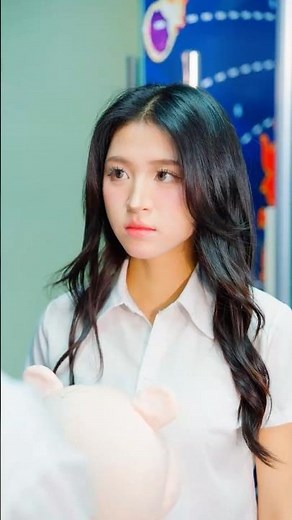 She Felt Numb To Bullying... But Her Friend’s Kindness Changed Everything! ❤️ #anna