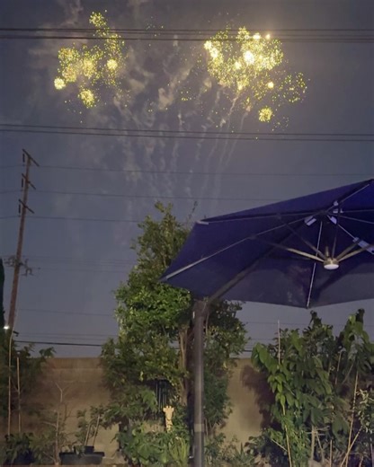 Jules on Instagram: "This piece is in parody of the “stop saggin” campaign by NYC councilman Leroy Comrie. The campaign encouraged young people to pull up their pants for “better self reflect”, sparking debate over personal freedom and public decency For those who’ve been reading the small captions I’ve been leaving in my work. I’ve been reflecting and criticizing a few individuals for the past few months who marginalize other artists for drawing what they love. I want to represent and stand up 