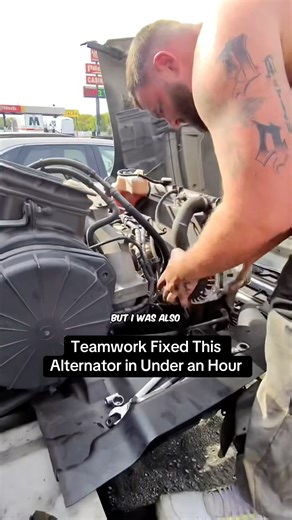 Replacing Alternator On My Box Truck #truckrepair #dieselmechanic