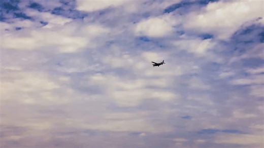 🌍 En Afrique, l’aviation est plus qu’un simple moyen de transport : c’est un connecteur vital qui développe l’économie, l’accès et les possibilités. Que ce soit pour des missions médicales ou pour soutenir le tourisme et l’action humanitaire, les exploitants du secteur de l’aviation de tout le continent comptent sur la fiabilité de nos turbopropulseurs (comme le légendaire PT6) pour atteindre des endroits difficiles d’accès. Notre nouvelle série de vidéos braque les projecteurs sur les incroyab