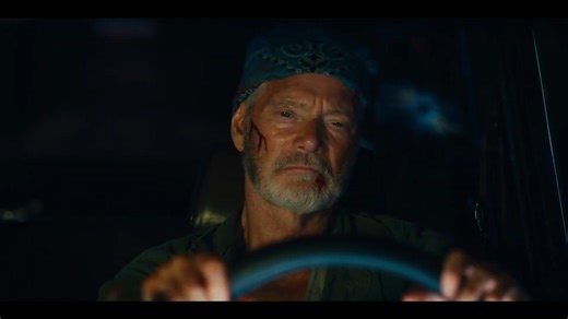 史蒂芬·朗动作电影《地狱烈焰》 ( Hellfire )预告片