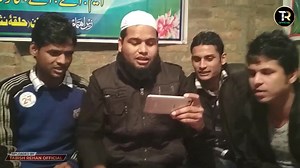 تقریباً.7 سال پہلے ایک جشن کے دوران اپنے شاعر دوستوں کے ساتھ مئو کے ایک بڑے شاعر کا کلام پیش کرتے ہوئے | Tabish Rehan official